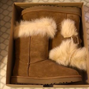 Brand New Women Ugg Boot Size US 7